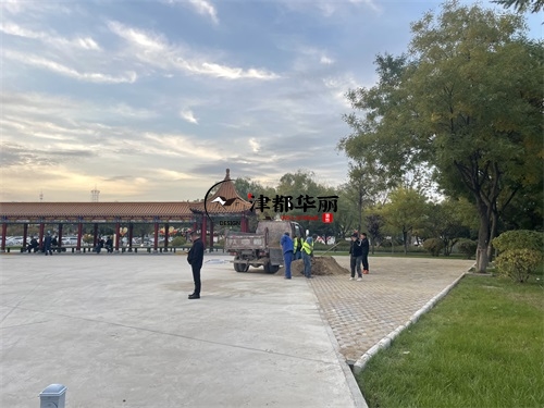 银川装修公司|银川孖妙室外广场施工硬化